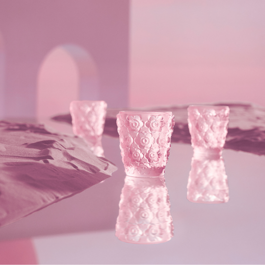 Anemonen Vase von Lalique in Rosaglänzend. Perfekt für ihr Zuhause. Blumen Bahlmann München