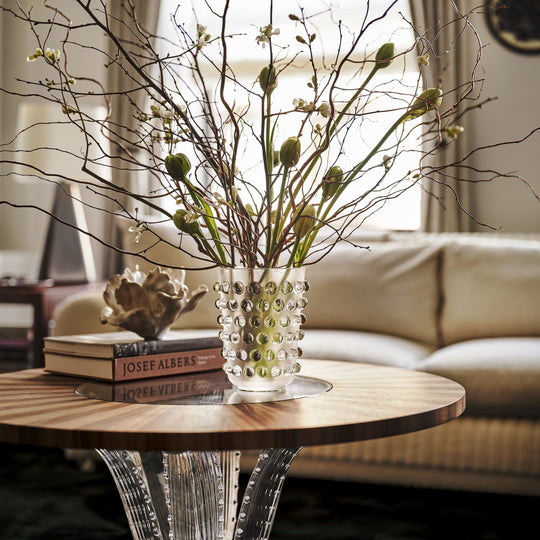 Lalique Vase Mossi aus Kristallglas in klar. Das perfekte Ausstellungsstück für ihr Zuhause. Blumen Bahlmann München